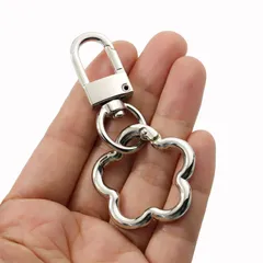 【人気商品】2個セット ナスカン キーホルダー 二重リング ワンタッチキーホルダー金具 回転フック 手作り キーホルダーパーツ アクセサリーパーツ財布手芸用品 DIY材料 (シルバー)