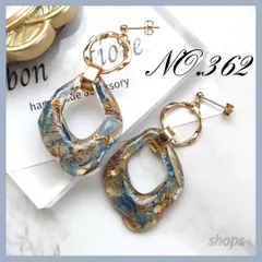 ハンドメイドピアス 　イヤリング　サージカルステンレス　樹脂ピアス　レジンでドライフラワーを閉じ込めたアンティーク風お花のフープピアス　金属アレルギー対応　花　お花　フラワー　大ぶり　揺れる　ブルー　プレゼント　ギフト　NO.362