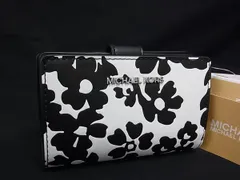 ■新品■未使用■ MICHAEL KORS マイケルコース ジェットセット トラベルフローラル レザー 二つ折り 財布 ブラック系 BM9705
