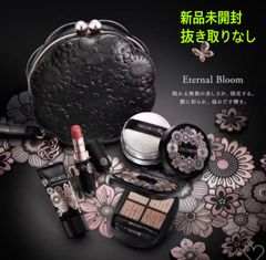 【新品】 コスメデコルテ　クリスマスコフレ2025 コスメデコルテ×クリスマスコフレ2025】予約＆発売日は？｜ベージュ