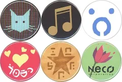 【中古】バッジ・ピンズ ロゴ 缶バッジ6個セット 「PS5/PS4ソフト Stray(ストレイ)」 Amazon.co.jp購入特典