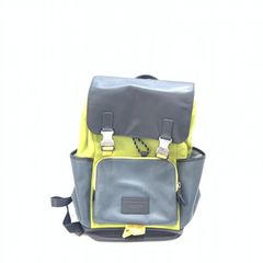 ま*ふ様 COACHリュック 定価90,000 グレー/イエロー 合成皮革リュッ