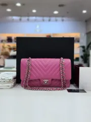 シャネル クラシック ラムスキン 迷彩 シルバー ミディアム ショルダーバッグ 31番台 A01112