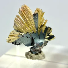 ブラジル ノヴォ・オリゾンテ産 ルチルオンヘマタイト 【一点物】 原石 鉱物 天然石 パワーストーン (No.1773)