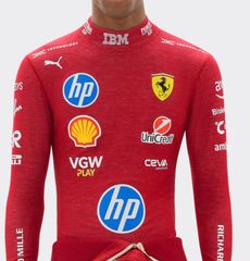 ブラッドピット　F１　映画　ソニー・ヘイズ　パーカー　Lサイズ　レプリカ ブラッドピット F1 映画 ソニー・ヘイズ パーカー Lサイズ レプリカ