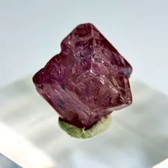 ミャンマー モゴック産 ツインスピネル 【一点物】 原石 鉱物 天然石 パワーストーン (No.1764)