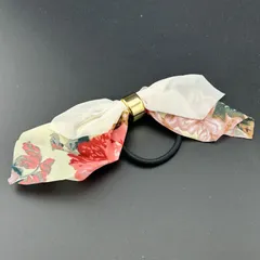 【新品】ヘアアクセサリー ヘアゴム 花 ホワイト ピンク レッド リボン 可愛い◆