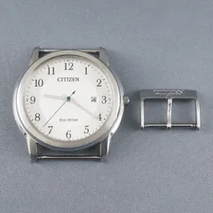 美品　CITIZEN　シチズン　J810　ブラック　ホワイト　ソーラー　腕時計 1円 ファッション 美品【稼働品】CITIZEN シチズン J810 ブラック