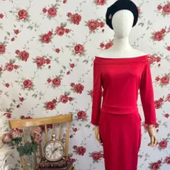 オフショルダー レッド タイトワンピース ストレッチ 伸縮あり フェミニン パーティー ドレス 赤 ワンピース