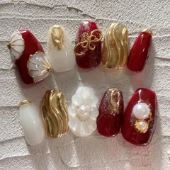 ぷっくりフラワー　ネイルチップ　花　成人式　振袖　赤　白　乳白色　透け感　ゴールド　リボン　パール　水引　卒業式　ブライダル　袴　結婚式