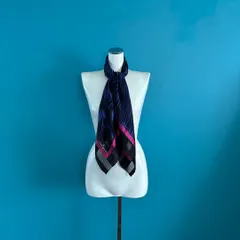 Valentino Garavaniシルクスカーフ 大判 ブルー×ブラックのサムネイル