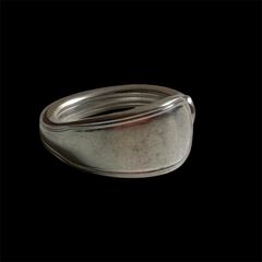 【新品未使用】W double oval pinkie ring 14号 ovy T*o様 W double oval pinkie ring 14号 OVY - メルカリ