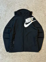 2025年最新】ナイキ ウインドブレーカー xlの人気アイテム - メルカリ