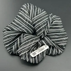 【新品】定価1430円 ヘアアクセサリー ヘアゴム シュシュ ブラック◆