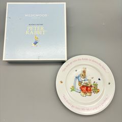 Peter Rabbit 1996 Christmas Plate - メルカリ