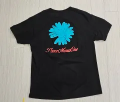 2025年最新】peaceminusone tシャツの人気アイテム - メルカリ