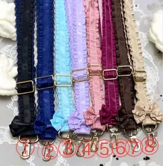 スマホ　ショルダーストラップ　フリル付きリボン