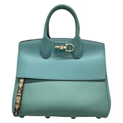 2025年最新】フェラガモ バッグ スタジオの人気アイテム - メルカリ