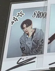 ATEEZ(エイティーズ・アチズ) 8room ポップアップ ラキドロ ウヨン(WOOYOUNG) タートルネック