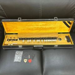 Item thumbnail for item 9afc109f-7fe8-4b26-a41c-f9a0ec82f465