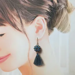 オープン記念sale　送料無料　ピアス　ハンドメイド　タッセル　グレー　パール　樹脂パール　丸小ビーズ　グレー　デート　入学式　卒業式　同窓会