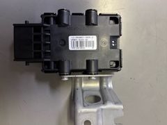 トヨタ 80スープラ用燃料ポンプコントローラー 89570−14240 80スープラ 燃料ポンプコントローラー 89570-14240 - メルカリ