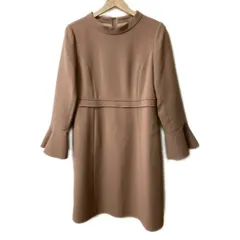 【極美品】FOXEY NEW YORK ワンピース ベージュ 42 大きいサイズ フォクシーニューヨーク FOXEY 襟付き ワンピース ベージュ系 サイズ40