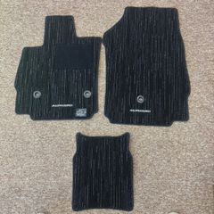 サクシード プロボックス KYB製 フロントショックアブソーバー