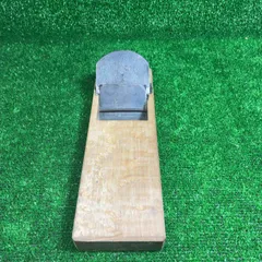 ☆中古☆在銘鉋 仁王 名匠秘伝之作 身幅72mm 寸八 台