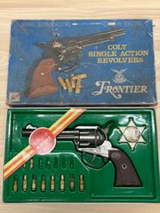 アサヒイーグルモデル　コルトシングルアクションリボルバー　アンティーク玩具　モデルガン　箱有り