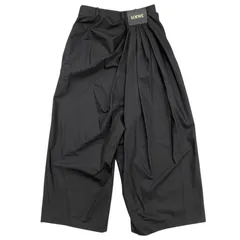 2025年最新】ロエベ レザーパンツの人気アイテム - メルカリ