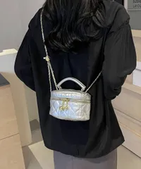 キルティングショルダーバッグ ミニバッグ 1XIUF-SL-FF シルバー/ワンサイズ