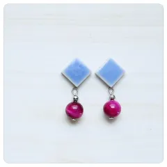 天然石　ピンクタイガーアイ　美濃焼　タイル　ピアス　イヤリング　ブルー　一粒　シンプル　小ぶり　小さめ