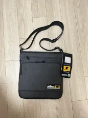 2025年最新】MOUNTAINSMITH マウンテンスミス メッセンジャーバッグの