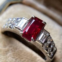 英国王室御用達　ガラード（Garrard）ヴィクトリアン様式 ルビー＆ダイヤ指輪 英国王室御用達 ガラード（Garrard）ヴィクトリアン様式 ルビー