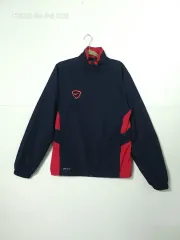 ナイキ ドライフィット ネイビー/レッド ウィンドブレーカー