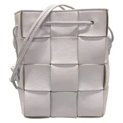 BOTTEGA VENETA(ボッテガヴェネタ) ショルダーバッグ スモールカセット クロスボディ/マキシイントレチャート パープル レザー