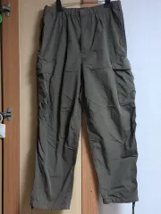 UNIQLO U パラシュート カーゴパンツ カーキ M