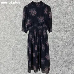 merlot plus 花柄パフスリーブワンピース Fサイズ