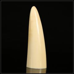 鯨歯 工芸品 ウサギ 彫刻 クリーム色 - メルカリ