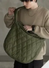MONO-MART キルティングビッグショルダーバッグ ライトカーキグリーン
