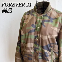 美品✨ フォーエバートゥエンティーワン FOREVER21 ジャケット ジャンパー フライト 迷彩柄 カモフラ フライトジャケット MA-1 ミリタリー Sサイズ レディース ブルゾン ストリートファッション カジュアル アウトドア アメカジ 軽アウター
