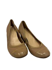 Z1562COLE HAAN コールハーン　エナメル　パンプス　ベージュ　レディース　サイズ6B