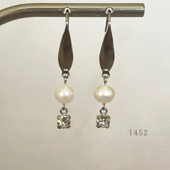 淡水パール＆クリスタル　ピアス 　＊・＊・＊　〈サージカルステンレス　オフィスカジュアル　結婚式〉