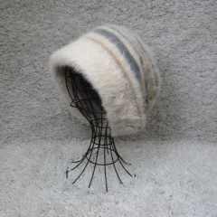 【新品 未使用  レディース 】 キャメルボーダーアンゴラ混バックベルトニット帽フードキャップ