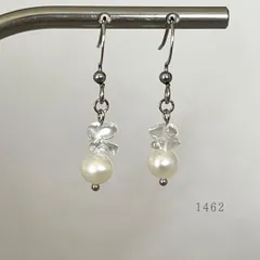 淡水パール＆さざれ水晶　ピアス　・・✽・・　〈真珠　　天然石　オフィスカジュアル　結婚式〉