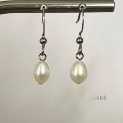 淡水パール　ピアス　・・✽・・　〈真珠　シンプル　フォーマル　サージカルステンレス　フック〉