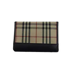 最大30％OFF☆新春セール】バーバリー BURBERRY パスケース チェック