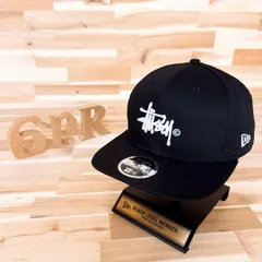 レア【ニューエラ×ステューシー】限定コラボ ライトブルーRロゴ キャップ 黒×白 9FIFTY 立体3D刺繍 ブラック モノトーン