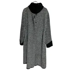 Z1576 【タグ付き 未使用】 GGBEBE コート ジャケット ブラック ホワイト カジュアル レディース サイズ不明